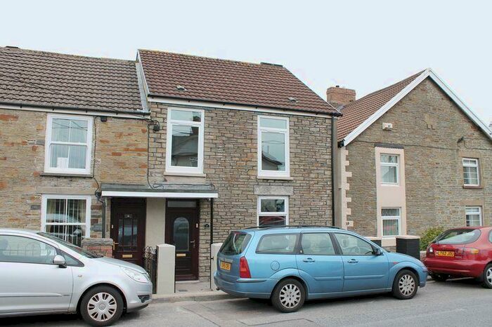 3 Bedroom End Of Terrace House To Rent In Cardiff Road, Llantrisant, CF72