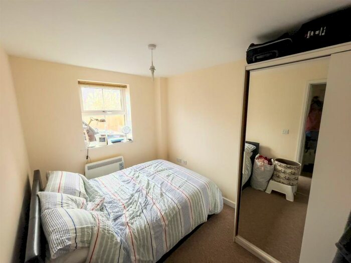 2 Bedroom Apartment To Rent In Vicarage Hill, Flitwick, Bedford, MK45