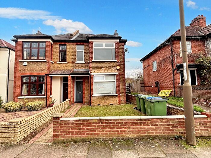 1 Bedroom Flat To Rent In Green Lane, London, SE9