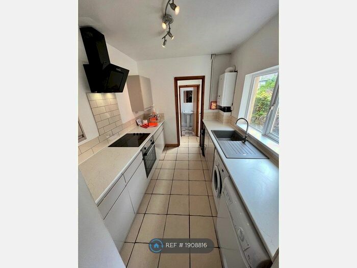 4 Bedroom Terraced House To Rent In May Street, Cardiff, CF24