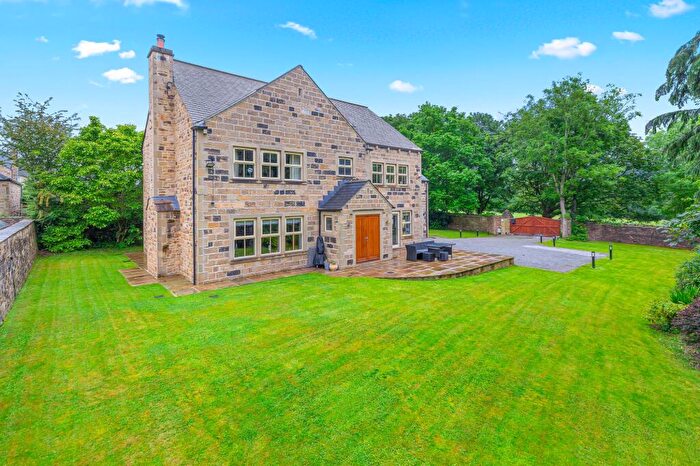 7 Bedroom Detached House For Sale In Sheriff Lane, Bingley, BD16