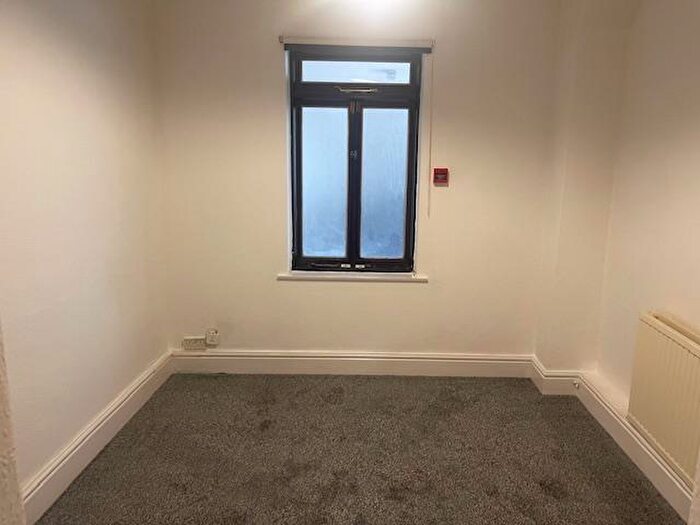 2 Bedroom Apartment To Rent In West Road, Buxton, SK17