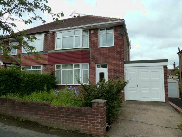 3 Bedroom Semi-Detached House To Rent In Kirkby Drive, Sheffield, S12