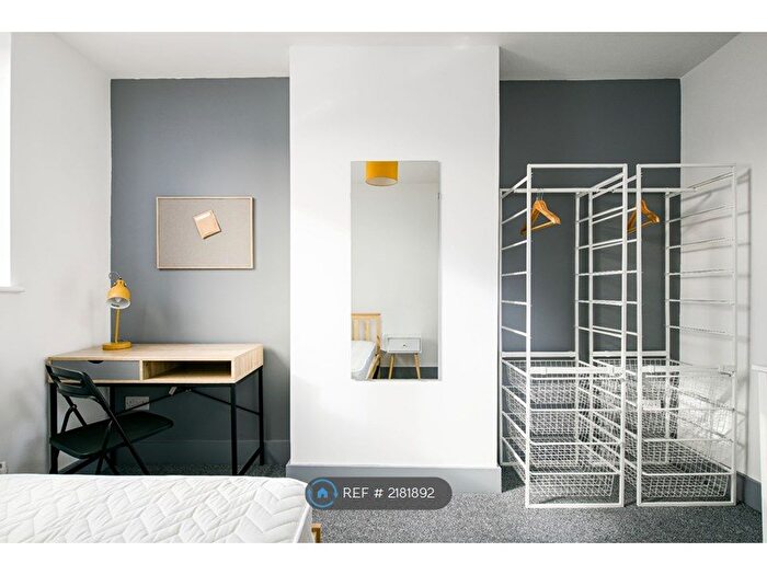 8 Bedroom Terraced House To Rent In Braikenridge Road, Bristol, BS4