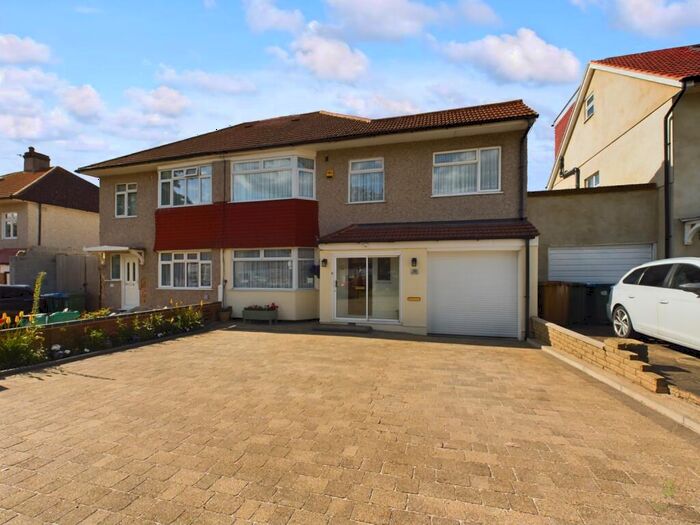 5 Bedroom Semi-Detached House For Sale In Little Heath Road, Bexleyheath, Kent, DA7