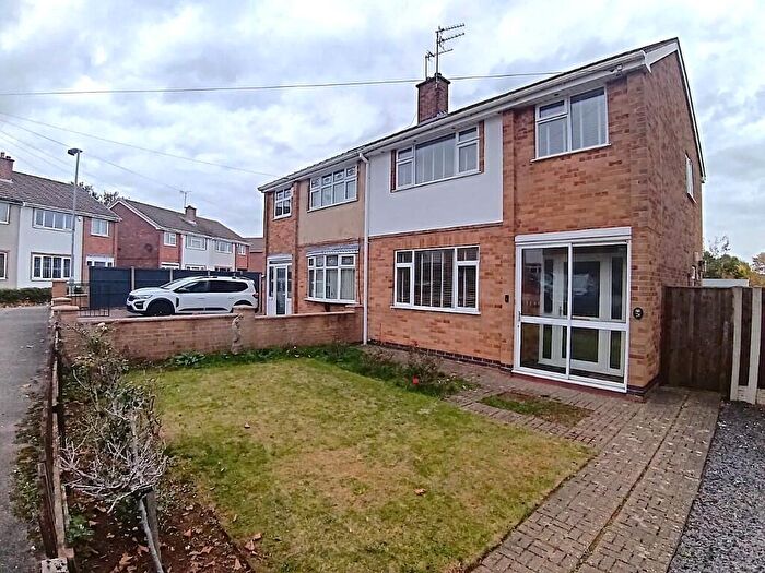 3 Bedroom Semi-Detached House For Sale In Polperro Way, Hucknall, Nottingham, NG15