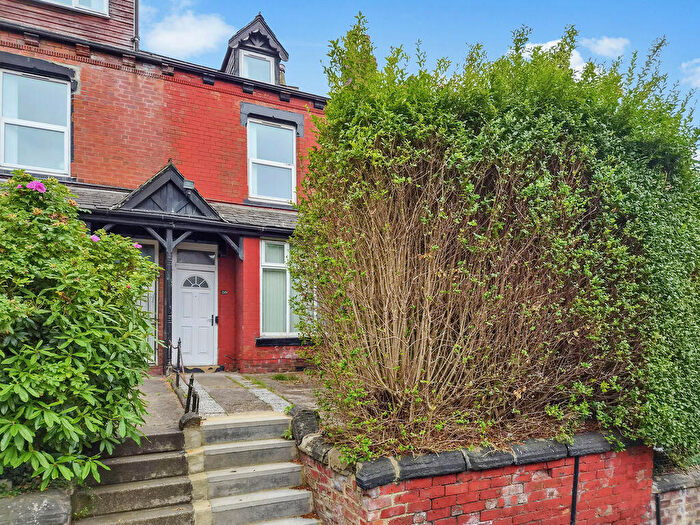 5 Bedroom Terraced House For Sale In Brudenell View, Leeds, LS6