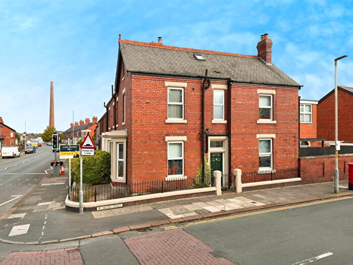 4 Bedroom End Of Terrace House For Sale In Nelson Street, Carlisle, CA2