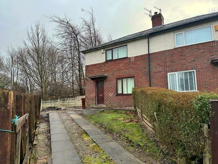 2 Bedroom Semi-Detached House To Rent In Bristol Street, Burnley, BB11