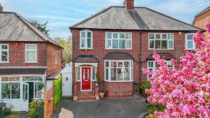 3 Bedroom Semi Detached House For Sale In Douay Road, Sutton Coldfield, B24