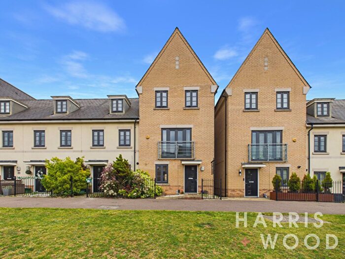 3 Bedroom End Of Terrace House For Sale In Roberts Road, Colchester, Essex, CO2