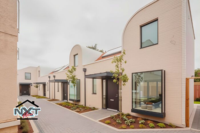 2 Bedroom Semi Detached House To Rent In Wolsey Road, Walthamstow, E17