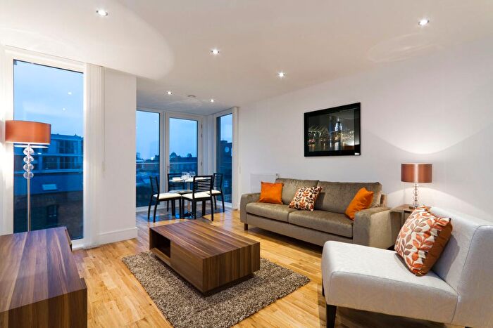 2 Bedroom Flat To Rent In Seager Place, Depford, SE8