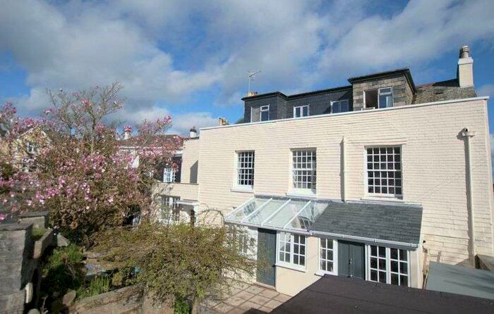 1 Bedroom Property To Rent In 15-17 Culver Road Saltash Town, Saltash, PL12