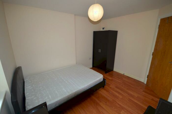 2 Bedroom Flat To Rent In Apartment, Philadelphia House, Cross Bedford Street, Sheffield, South Yorkshire, S6