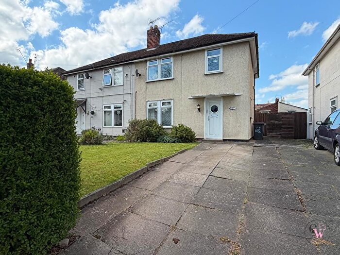 3 Bedroom Semi Detached House For Sale In Capenhurst Avenue, Crewe, CW2