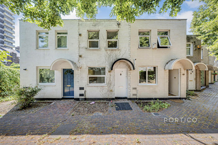 2 Bedroom Terraced House To Rent In Dockland Street, London, E16