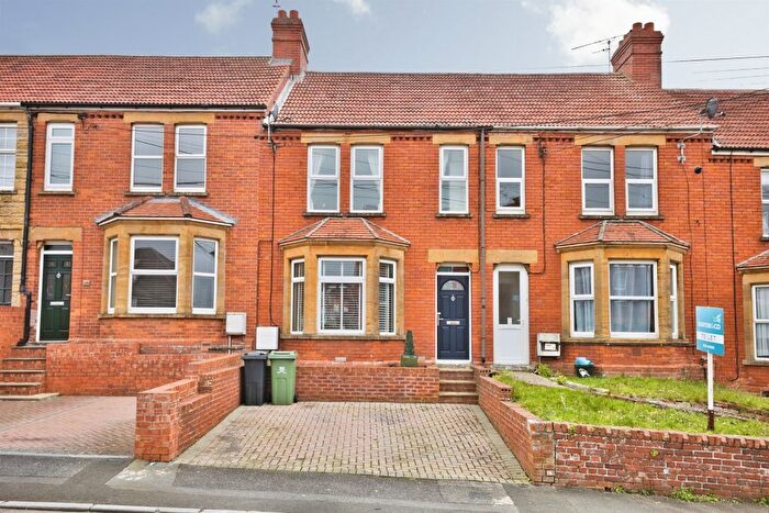 3 Bedroom Terraced House For Sale In St. Michaels Avenue, Yeovil, BA21