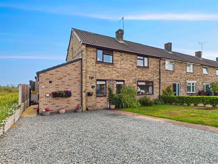 4 Bedroom End Of Terrace House For Sale In Beck Road, Everthorpe, HU15