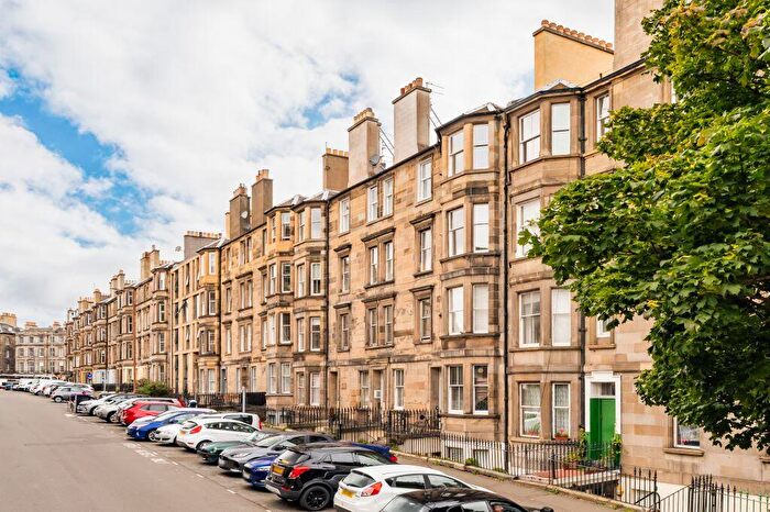 2 Bedroom Flat For Sale In / Montgomery Street, Edinburgh, EH7