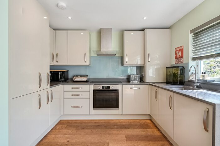 3 Bedroom Bungalow To Rent In Axtaine Road, Orpington, BR5