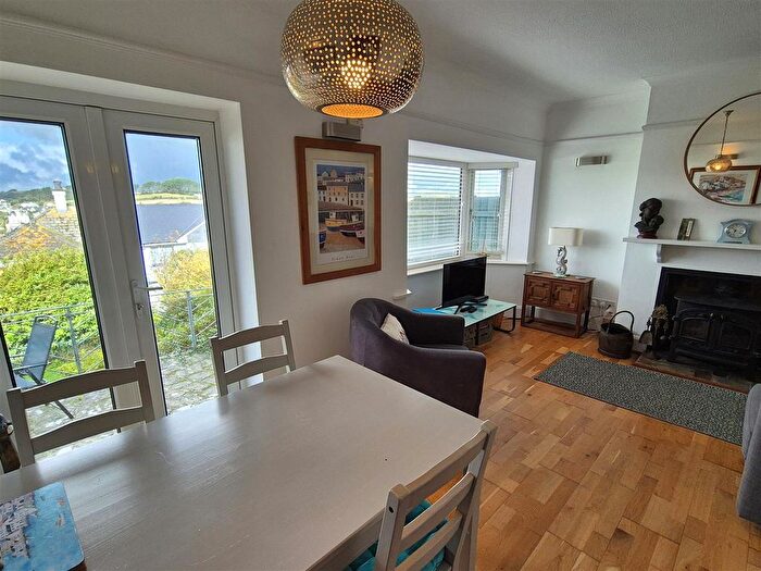 2 Bedroom Semi-Detached Bungalow For Sale In Battery Park, Polruan, Fowey, PL23