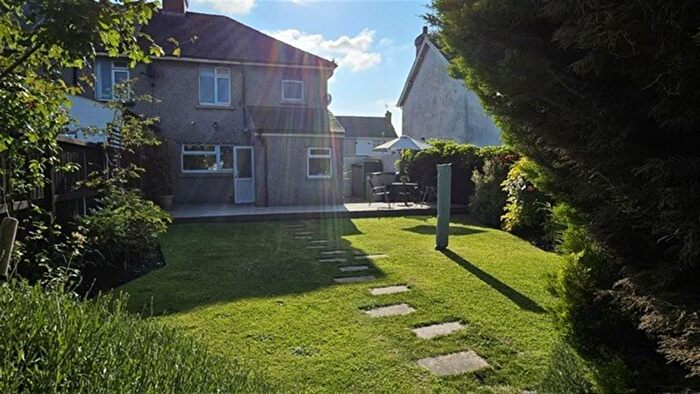 3 Bedroom Semi-Detached House For Sale In Madoc Road, Cardiff, CF24