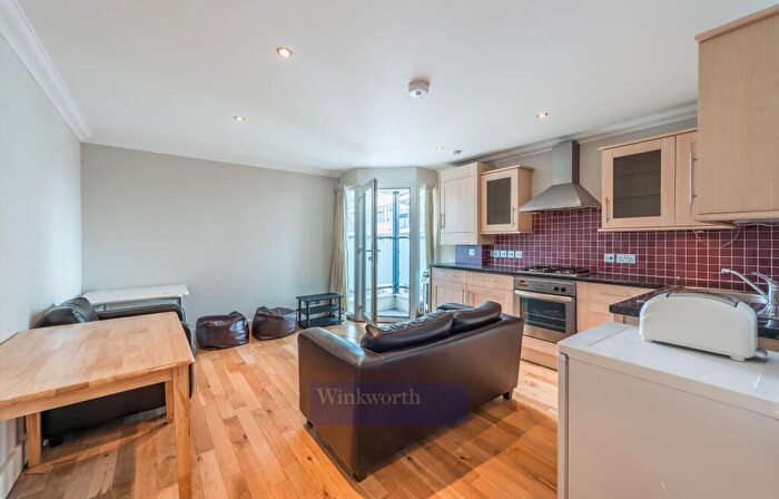 1 Bedroom Apartment To Rent In Jonathan Street, London, Uk, SE11