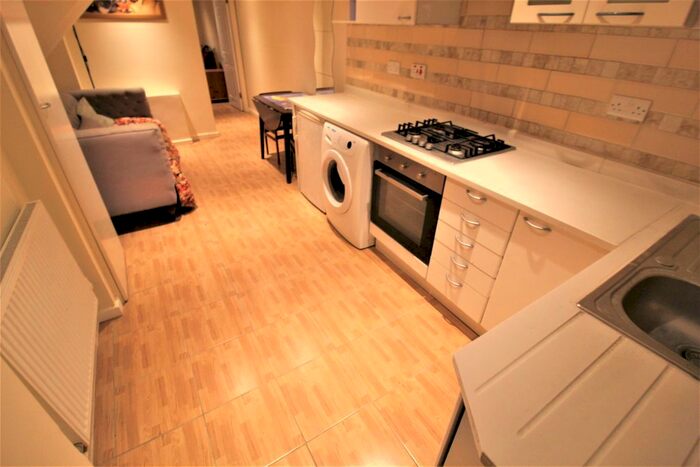 1 Bedroom Flat To Rent In Burnley Road, Dollis Hill, London, NW10