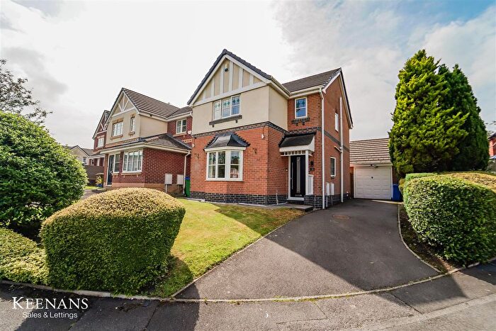 3 Bedroom Detached House To Rent In Greengrove Bank, Rochdale, OL16