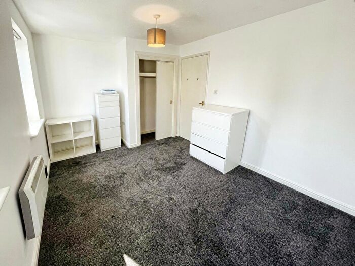 1 Bedroom Flat To Rent In Cwrt Boston, Pengam Green, Cardiff, CF24