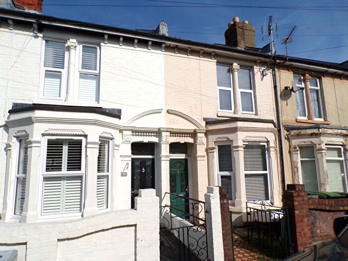 3 Bedroom Terraced House To Rent In New Road East, Portsmouth, PO2