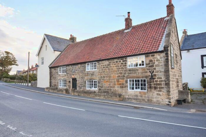 3 Bedroom Cottage For Sale In High Street, Lythe, Whitby, YO21