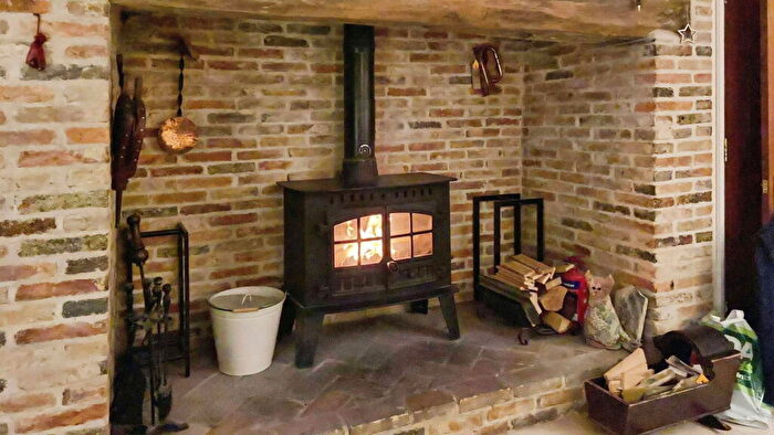 3 Bedroom Semi-Detached House For Sale In Plantation Gate, Stretham, Ely, Cambs, CB6