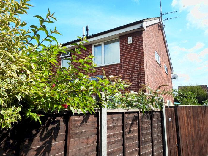 1 Bedroom Semi-Detached House To Rent In Nunburnholme Park, Off Willerby Road, HU5