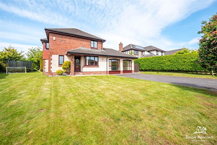 5 Bedroom Detached House For Sale In Lauder Crescent, Perth, PH1