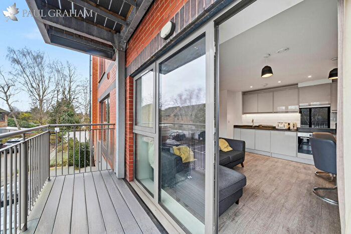 1 Bedroom Apartment For Sale In Mill Green Road, Mitcham, CR4