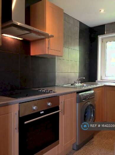 2 Bedroom Flat To Rent In Hazel Road, Cumbernauld, Glasgow, G67