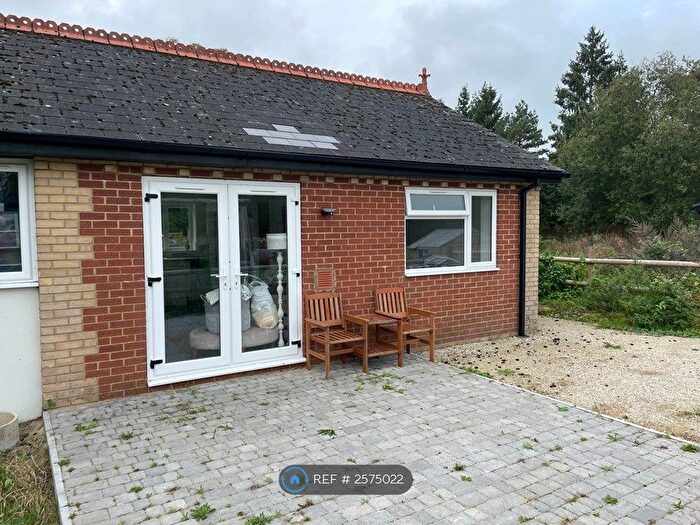 1 Bedroom Bungalow To Rent In Wayside Road, St. Leonards, Ringwood, BH24
