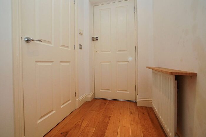 2 Bedroom Flat For Sale In Cavendish Court, Warwick Road, Carlisle, CA1