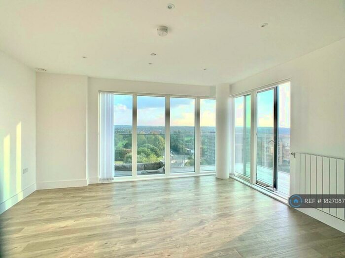 2 Bedroom Flat To Rent In Larkin House, London, SE3