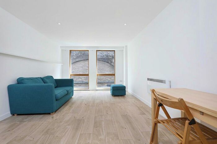 1 Bedroom Flat To Rent In Newington Causeway, London, SE1
