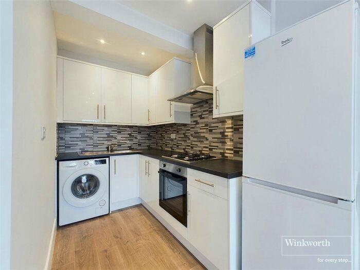 2 Bedroom Flat To Rent In Kingsbury Road, London, NW9