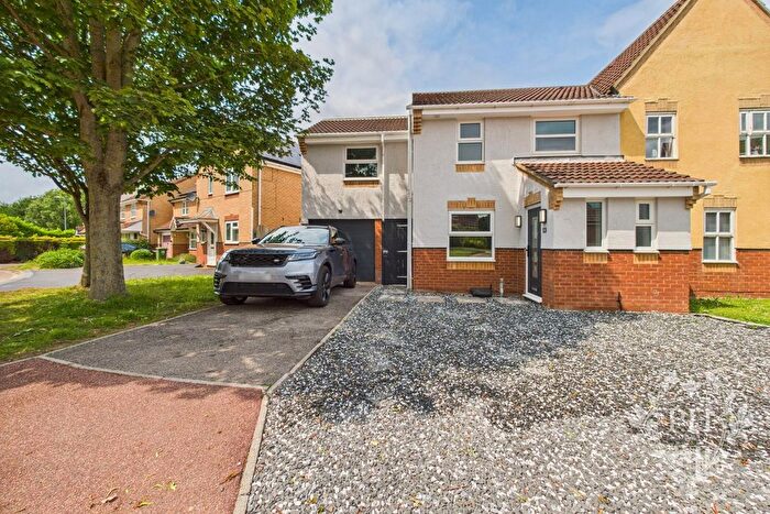 4 Bedroom Semi-detached House For Sale In Irthing Close, Ingleby Barwick, TS17