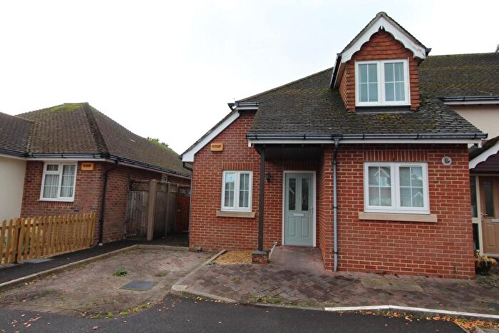 3 Bedroom House To Rent In Chewton Mews, Walkford, BH23