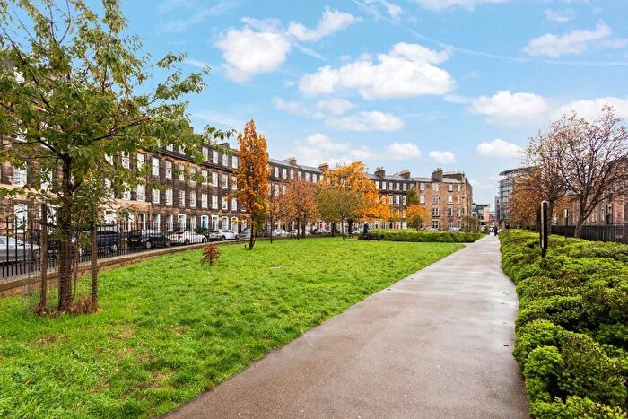 2 Bedroom Flat To Rent In Gardners Crescent, Fountainbridge, Edinburgh, EH3