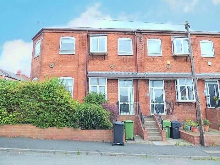 3 Bedroom Terraced House To Rent In Carlyle Road, Aston Fields, Bromsgrove, B60