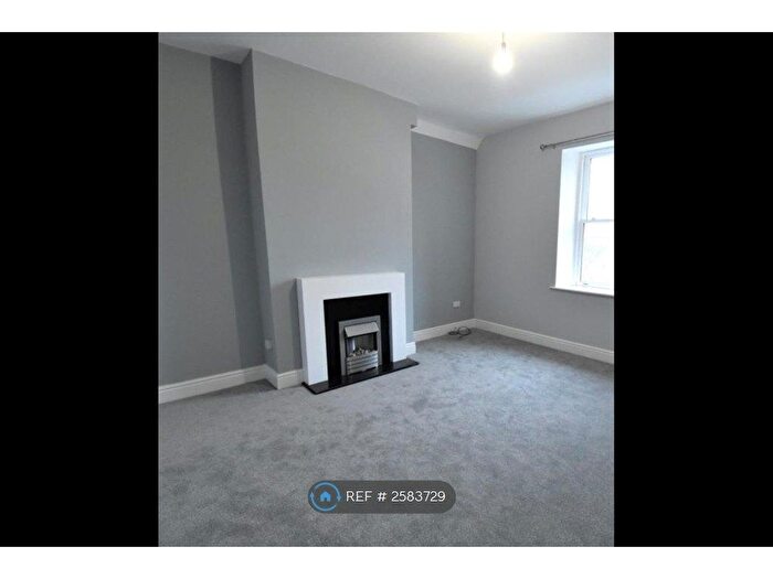 2 Bedroom Flat To Rent In Stanger Street, Keswick, CA12