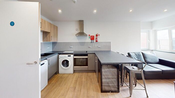 4 Bedroom Apartment To Rent In Stepney Lane, Newcastle Upon Tyne, NE1