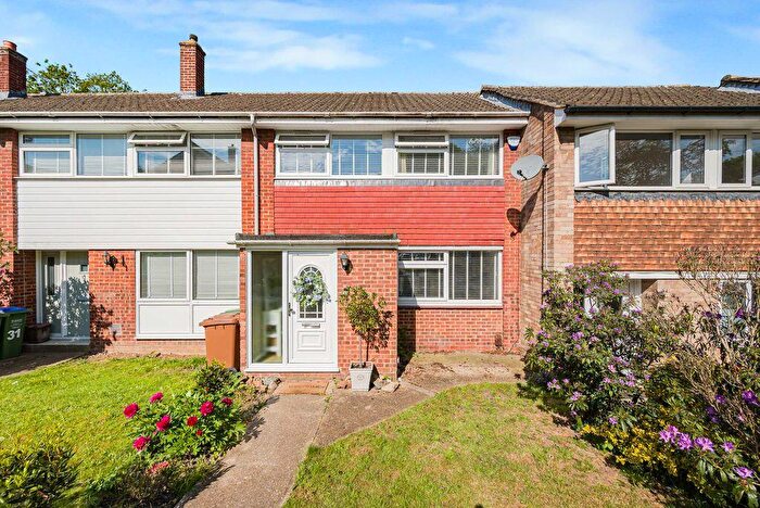 3 Bedroom Terraced House For Sale In West Woodside, Bexley, DA5